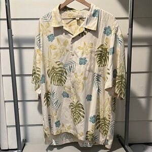 Tommy Bahama Men's Tropical Print Shirt - Cream, Green, and Blue 100% Silk